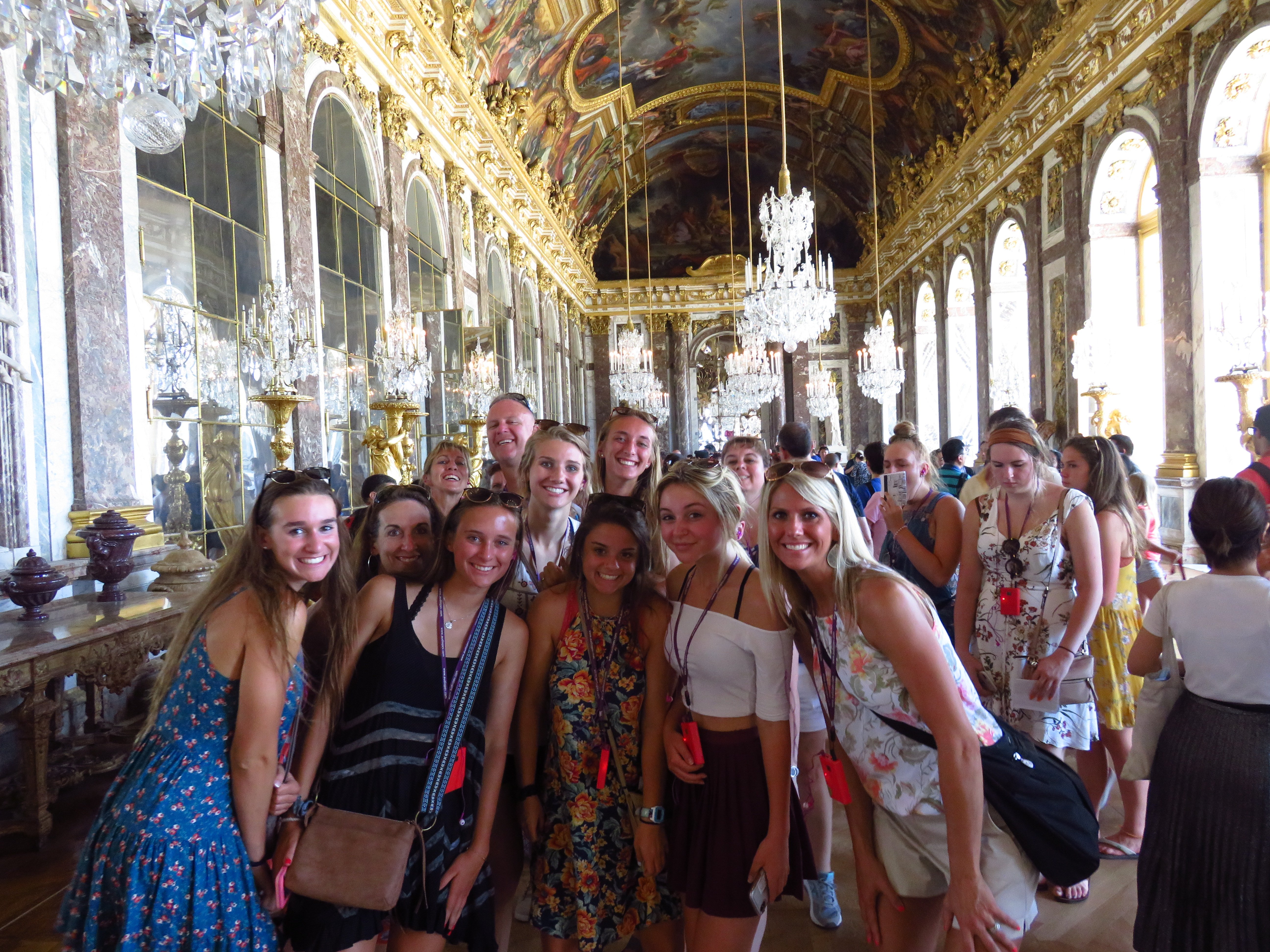 JSED_Europe_France_Versailles_Youth_Posing_Galerie des Glaces